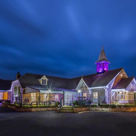 Treacys Oakwood Hotel Шеннон Экстерьер фото